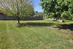 906 Jacob Cir, Reedsburg, WI 53959 - Photo 14