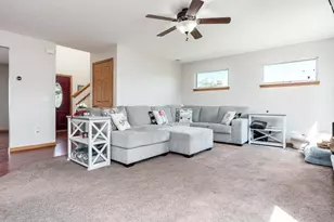 3197 S Bartells Dr, Beloit, WI 53511 - Photo 8