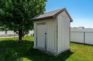 3197 S Bartells Dr, Beloit, WI 53511 - Photo 34