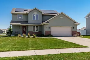 3197 S Bartells Dr, Beloit, WI 53511 - Photo 2