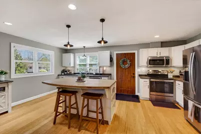 325 Heidi Court, New Glarus, WI 53574 - Photo 10