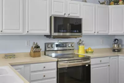 100 Femrite Drive #204, Monona, WI 53716 - Photo 2