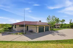 1049 Miller Rd, Mineral Point, WI 53565 - Photo 6