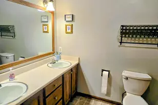 2913 Dartmouth Dr, Janesville, WI 53548 - Photo 8