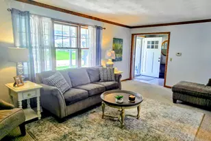 2913 Dartmouth Dr, Janesville, WI 53548 - Photo 2