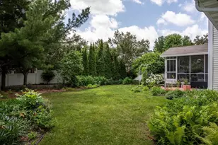 7113 Maple Point Dr, Madison, WI 53719 - Photo 4