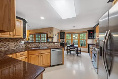 7113 Maple Point Drive, Madison, WI 53719 - Photo 34