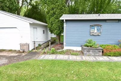 N9675 Northern Shores, Fox Lake, WI 53933 - Photo 38