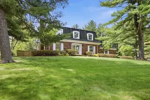 1610 Valley Dr, Wisconsin Dells, WI 53965 - Photo 6