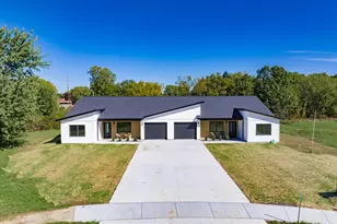 535 Boorman Ct, Mauston, WI 53948 - Photo 1
