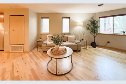 311 N Hancock Street #131, Madison, WI 53703 - Photo 2