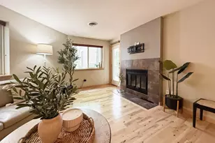 311 N Hancock St, Madison, WI 53703 - Photo 8