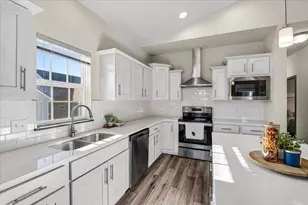 4885 Jicama Rd, Fitchburg, WI 53711 - Photo 14