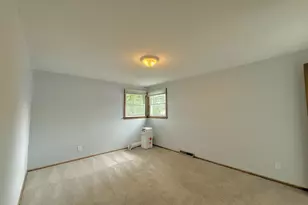 2250 N 103rd St, Wauwatosa, WI 53226 - Photo 22