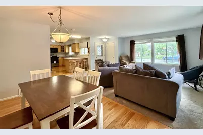 2250 N 103rd Street, Wauwatosa, WI 53226 - Photo 14