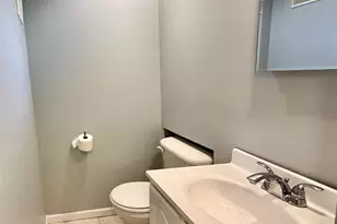 2250 N 103rd St, Wauwatosa, WI 53226 - Photo 36