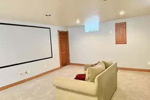 2250 N 103rd St, Wauwatosa, WI 53226 - Photo 36