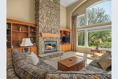 13055 Promontory Trail, Roscoe, IL 61073 - Photo 14