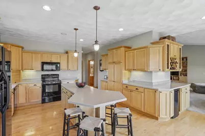 3167 Lorrabud Lane, Sun Prairie, WI 53590 - Photo 4