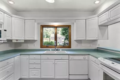 7209 North Avenue, Middleton, WI 53562 - Photo 20