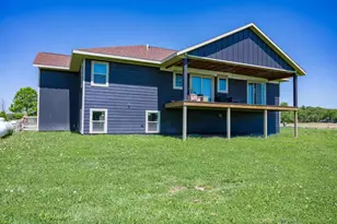 W5267 Weidling Dr, Mauston, WI 53948 - Photo 2