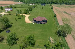 W5267 Weidling Dr, Mauston, WI 53948 - Photo 38