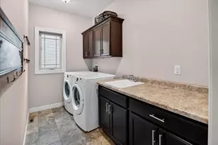 1007 Tara Ln, Waunakee, WI 53597 - Photo 42