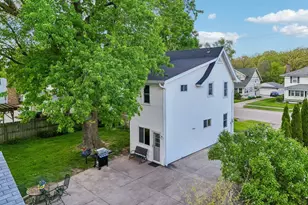 1422 Sharon St, Janesville, WI 53545 - Photo 2