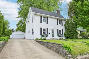 1422 Sharon St, Janesville, WI 53545 - Photo 4