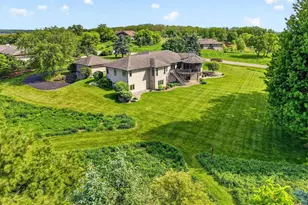 7672 Leta Way, Verona, WI 53593 - Photo 2