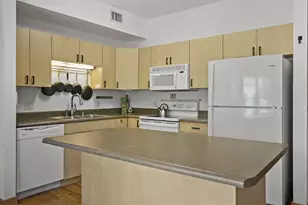 2929 Atwood Ave, Madison, WI 53704 - Photo 10