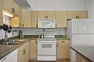 2929 Atwood Ave, Madison, WI 53704 - Photo 8