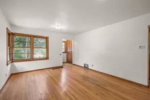 113 Van Deusen St, Madison, WI 53715 - Photo 14