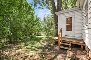 113 Van Deusen St, Madison, WI 53715 - Photo 32