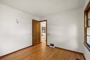 113 Van Deusen St, Madison, WI 53715 - Photo 24