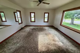 820 9th Ave, Monroe, WI 53566 - Photo 8