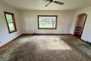 820 9th Ave, Monroe, WI 53566 - Photo 10