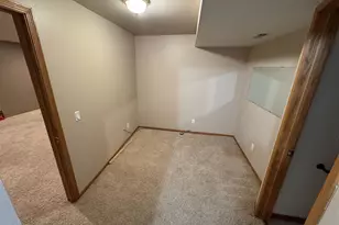 10 Rylant Cir, Madison, WI 53719 - Photo 16