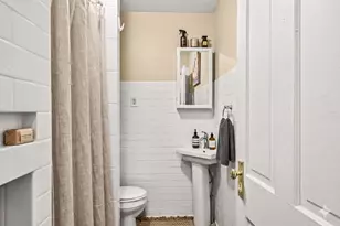126 N Franklin St, Madison, WI 53703 - Photo 10
