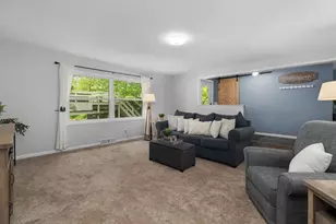 112 Cherokee Dr, Edgerton, WI 53534 - Photo 8