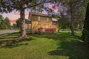 509 Doty St, Edgerton, WI 53534 - Photo 6
