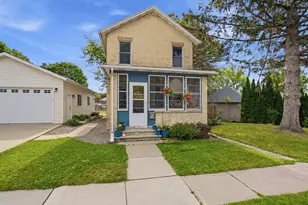 509 Doty St, Edgerton, WI 53534 - Photo 8