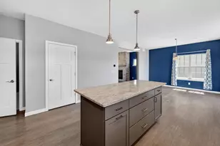 1366 N Pine St, Sun Prairie, WI 53590 - Photo 14