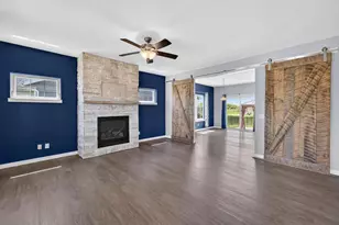 1366 N Pine St, Sun Prairie, WI 53590 - Photo 6