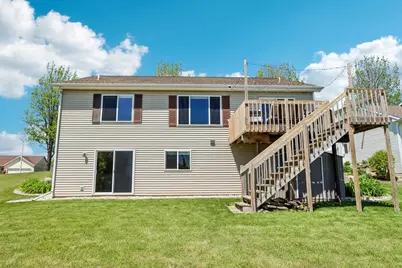 809 Brookstone Crest, Mount Horeb, WI 53572 - Photo 2