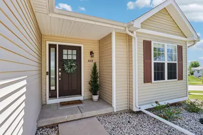 809 Brookstone Crest, Mount Horeb, WI 53572 - Photo 4