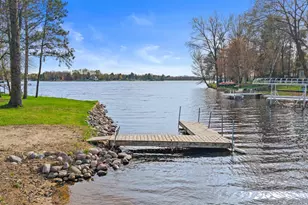928 Essex Ct, Nekoosa, WI 54457 - Photo 2