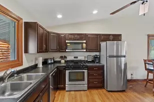 928 Essex Ct, Nekoosa, WI 54457 - Photo 6