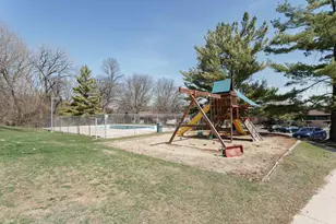 5301 Brody Dr, Madison, WI 53705 - Photo 12