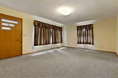 634 Central Avenue, Beloit, WI 53511 - Photo 4